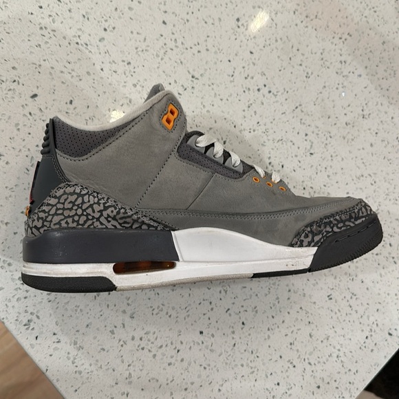 Jordan 3 Cool Grey - Picture 3 of 3